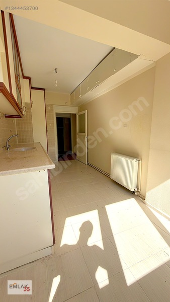 Emlak35'den Site İçerisin 3+1 Yatırımlık Satılık Daire — fotoğraf 8