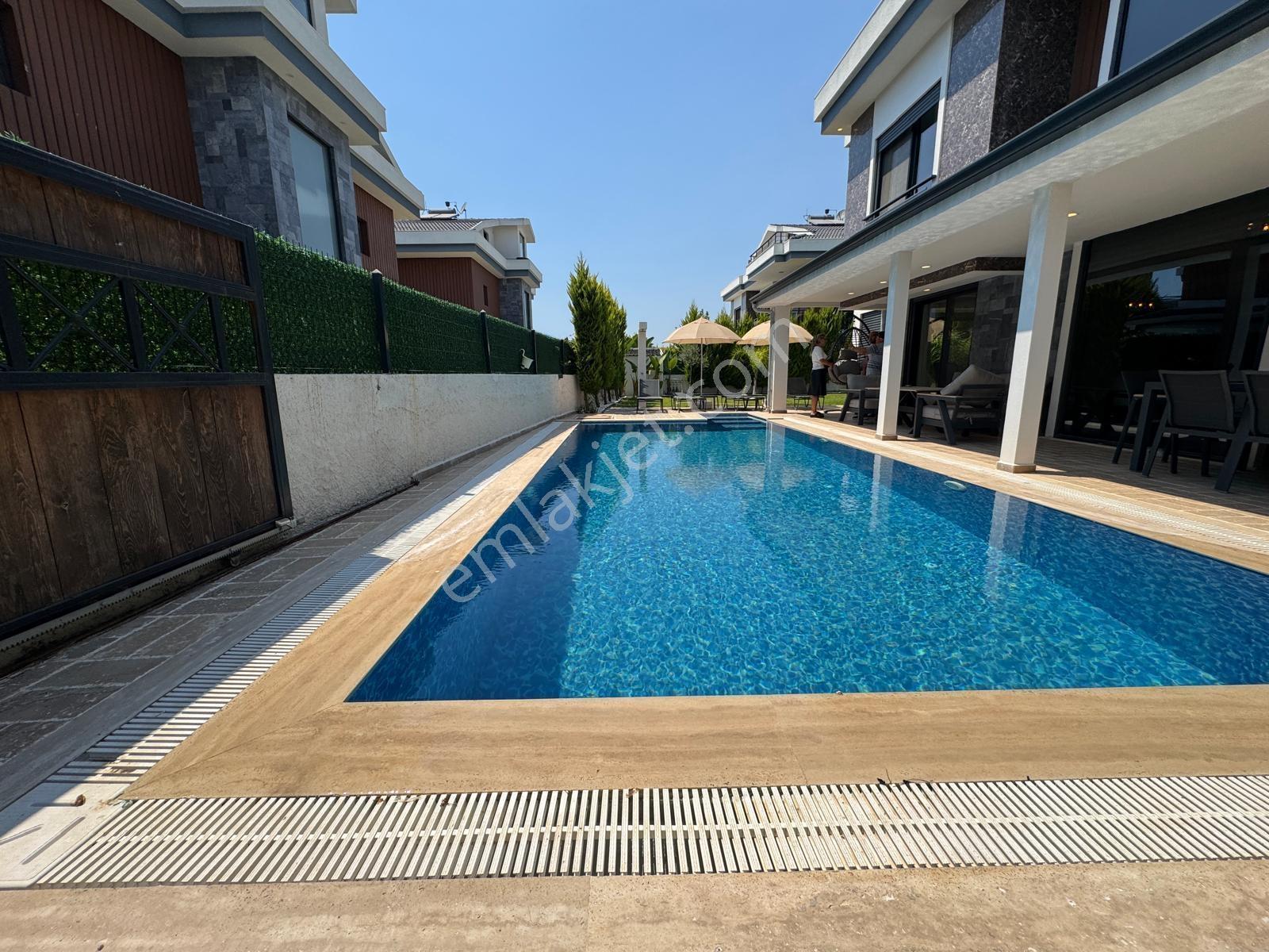 Fethiyede Denize Yürüme Mesafesinde Müstakil Eşyalı 4+1 Villa — fotoğraf 5