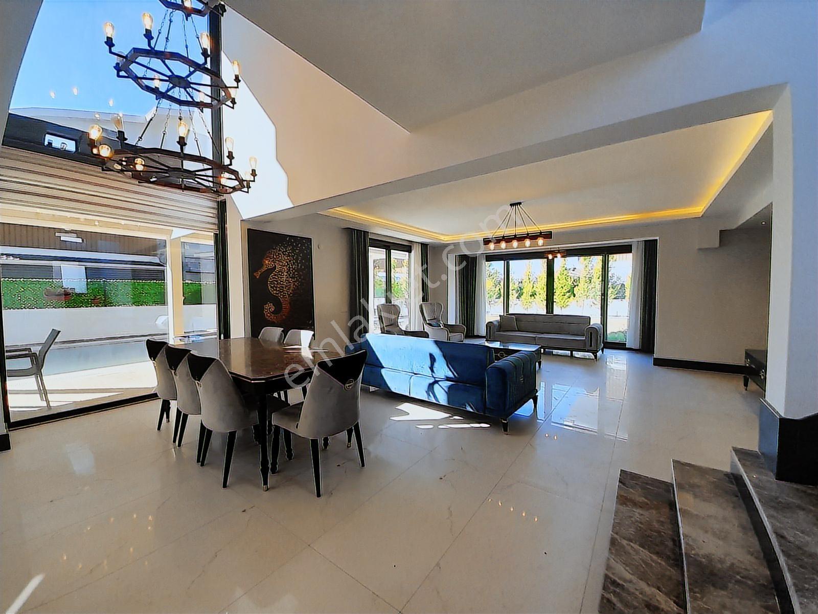 Fethiyede Denize Yürüme Mesafesinde Müstakil Eşyalı 4+1 Villa — fotoğraf 9