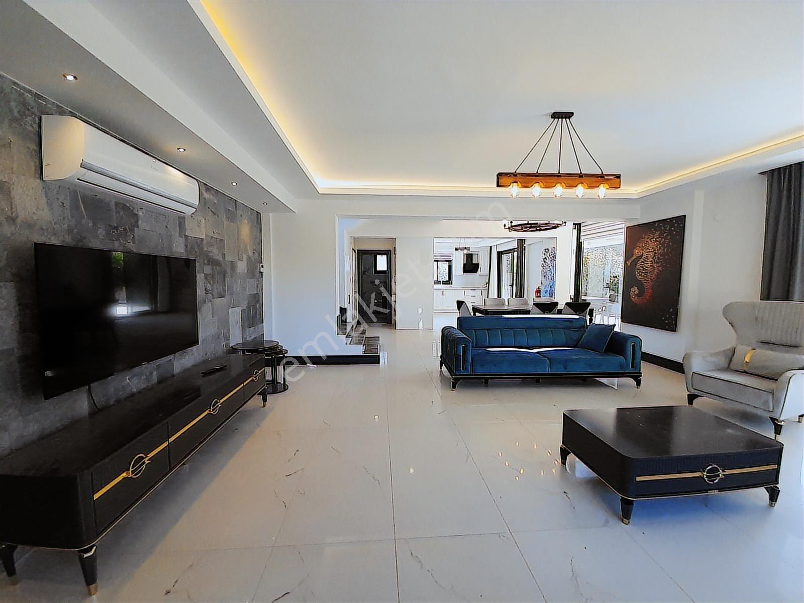 Fethiyede Denize Yürüme Mesafesinde Müstakil Eşyalı 4+1 Villa — fotoğraf 14