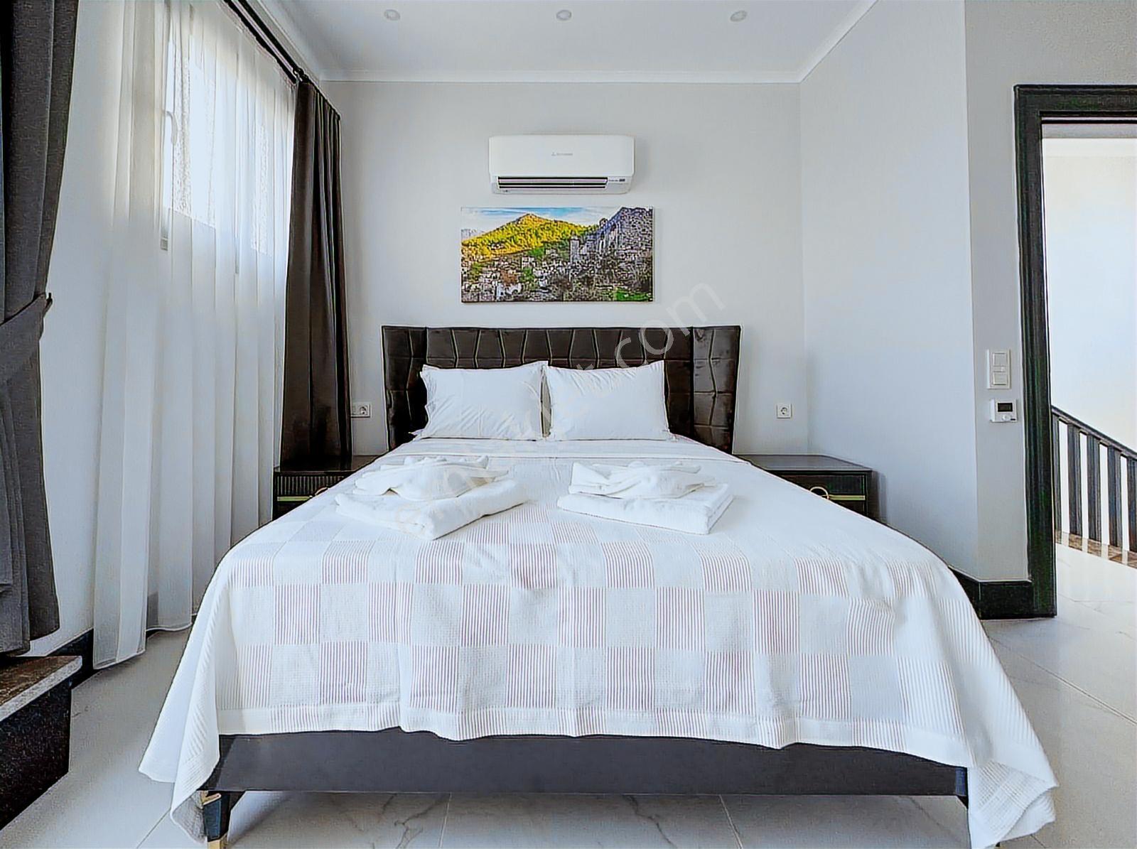 Fethiyede Denize Yürüme Mesafesinde Müstakil Eşyalı 4+1 Villa — fotoğraf 20