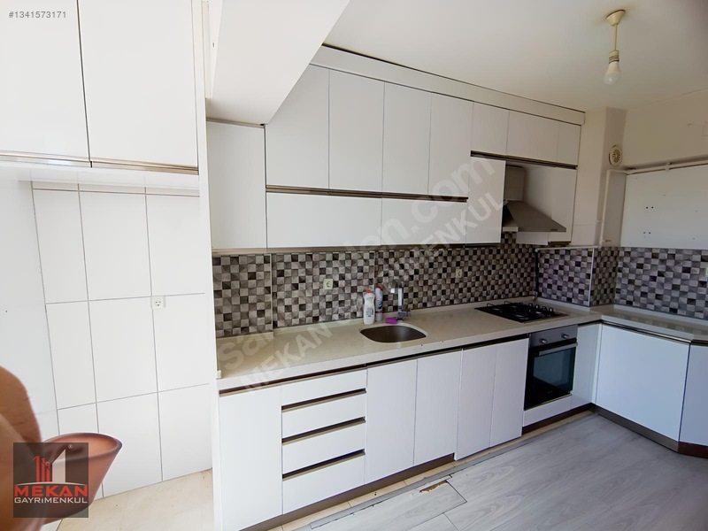 Bahçelievler Karakolu Yakını Kiralık 3+1 Daire 120m² — fotoğraf 2