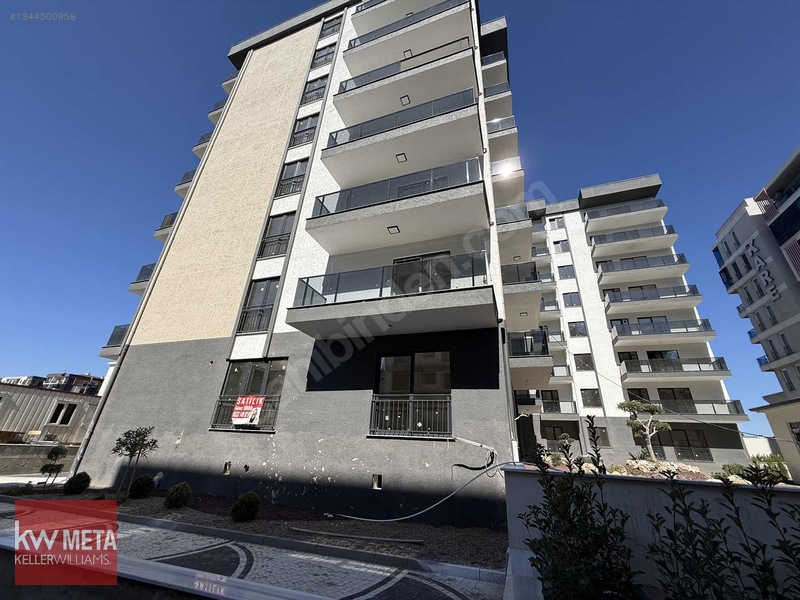 Çanakkale Merkez İsmetpaşa'Da Ebeveyn Banyolu 2+1 Satılık Daire
