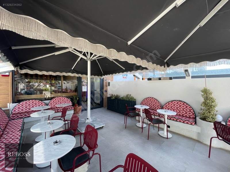 Reboss'tan 23 Nisan'da 360 M² Caddeye Cephe Satılık Dükkan 046-r — fotoğraf 11