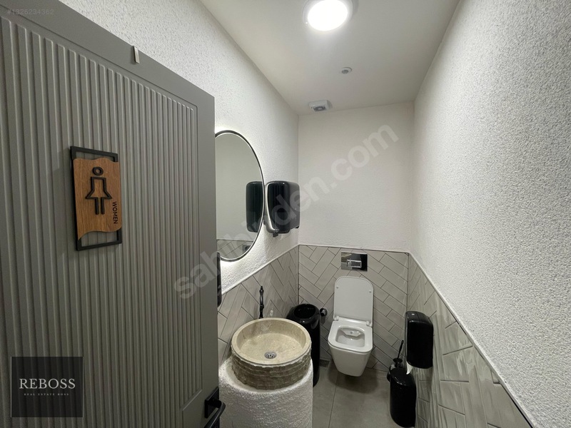Reboss'tan 23 Nisan'da 360 M² Caddeye Cephe Satılık Dükkan 046-r — fotoğraf 24