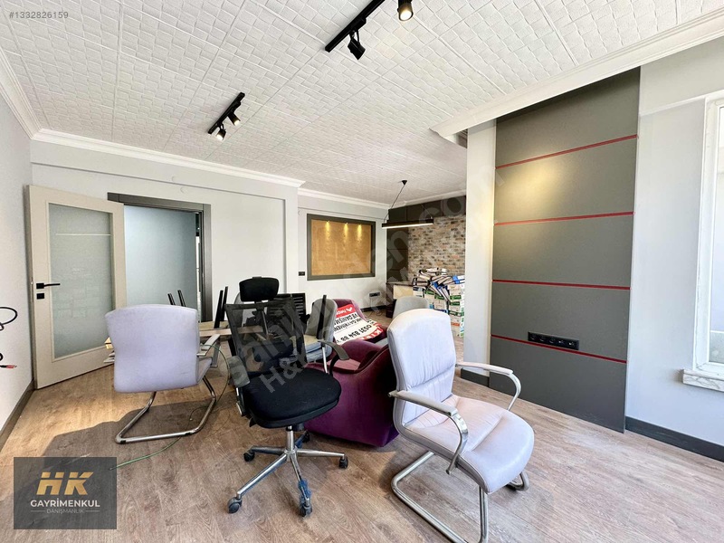 Tonguç Caddesi Üzeri Tabela Değeri Yüksek 3+1 Kiralık Ofis — fotoğraf 3