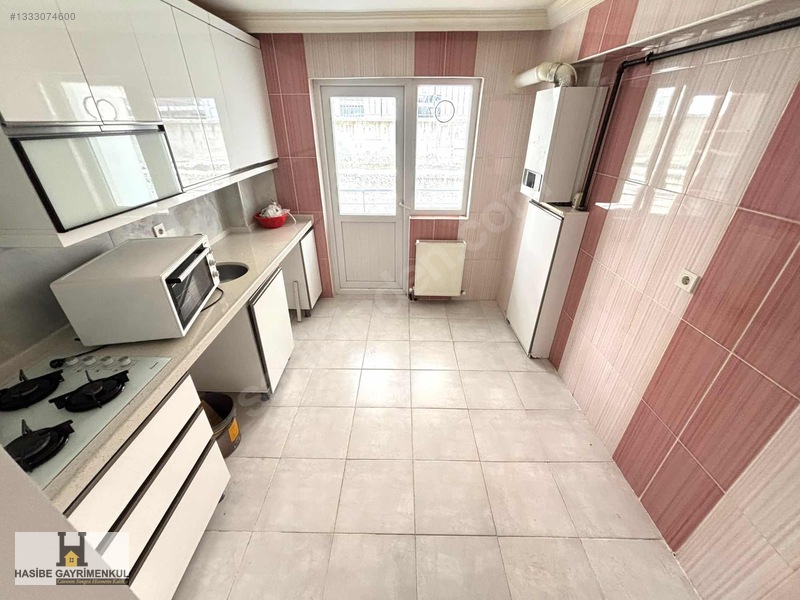 Hasibe Gayrimenkul Yeni Bayındır Cad Dibi Asansörlü 3+1 Daire — fotoğraf 2