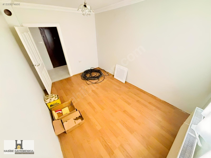 Hasibe Gayrimenkul Yeni Bayındır Cad Dibi Asansörlü 3+1 Daire — fotoğraf 10