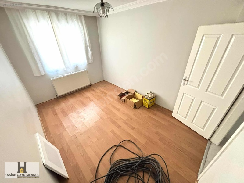 Hasibe Gayrimenkul Yeni Bayındır Cad Dibi Asansörlü 3+1 Daire — fotoğraf 12