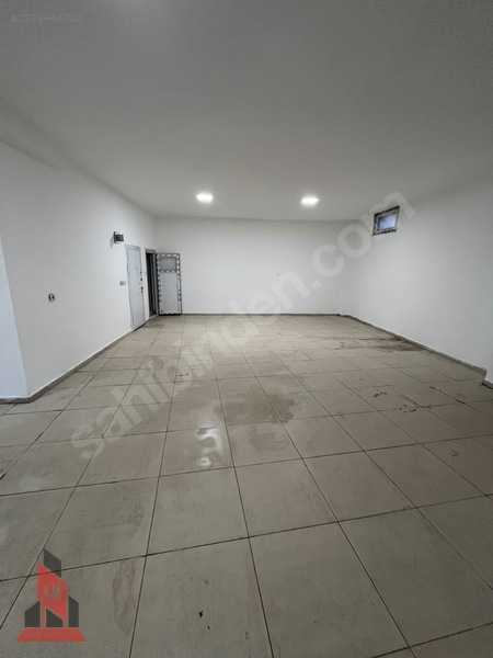 Arnavutköy Bolluca'da İşletmelere Uygun Kiralık Depo Dükkanı — fotoğraf 2