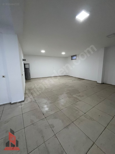 Arnavutköy Bolluca'da İşletmelere Uygun Kiralık Depo Dükkanı — fotoğraf 5