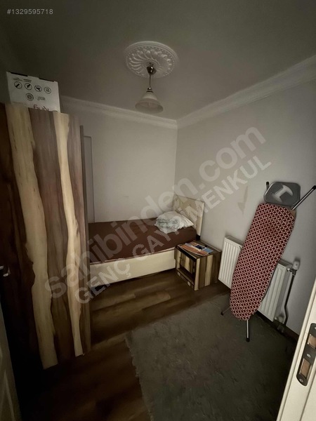 Genç Gayrimenkulden Üniversite Kızılay Karşısı Fırsat 2+1 Daire — fotoğraf 3