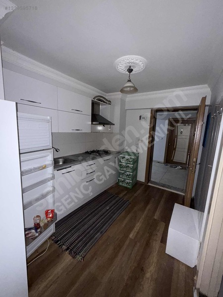 Genç Gayrimenkulden Üniversite Kızılay Karşısı Fırsat 2+1 Daire — fotoğraf 6