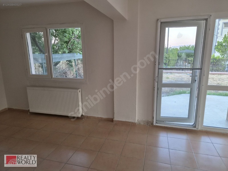 Seyrek Villakentte Kiralık Ful Tadilat Gören Bahçeli İkiz Villa — fotoğraf 5
