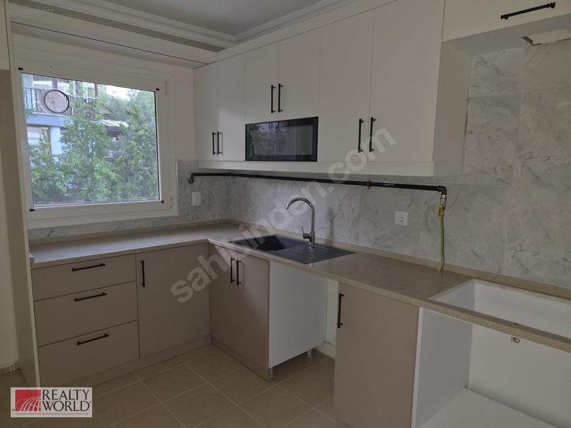 Seyrek Villakentte Kiralık Ful Tadilat Gören Bahçeli İkiz Villa — fotoğraf 8