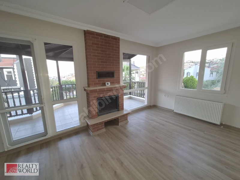 Seyrek Villakentte Kiralık Ful Tadilat Gören Bahçeli İkiz Villa — fotoğraf 13