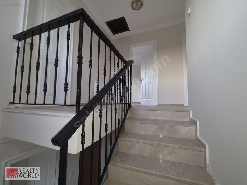 Seyrek Villakentte Kiralık Ful Tadilat Gören Bahçeli İkiz Villa — fotoğraf 20