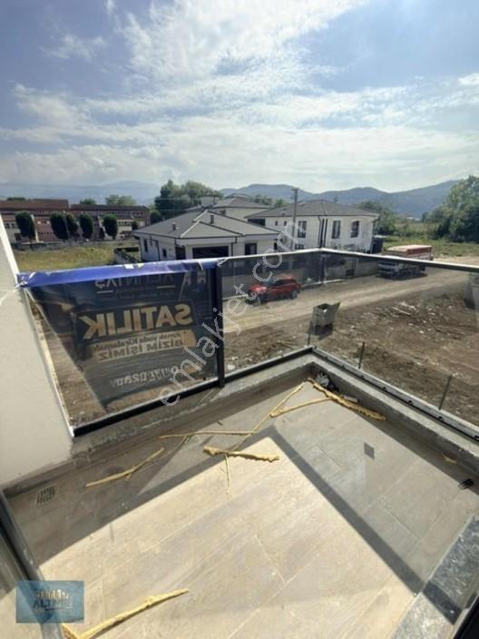 Koridorlu Orta Ve Üst Kat Satılık 1+1 Lüks Daireler — fotoğraf 5