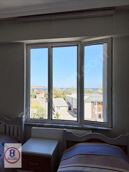 Göl Manzaralı Ful Eşyalı Lüks Daire (10 Ay Kiralık) — fotoğraf 9