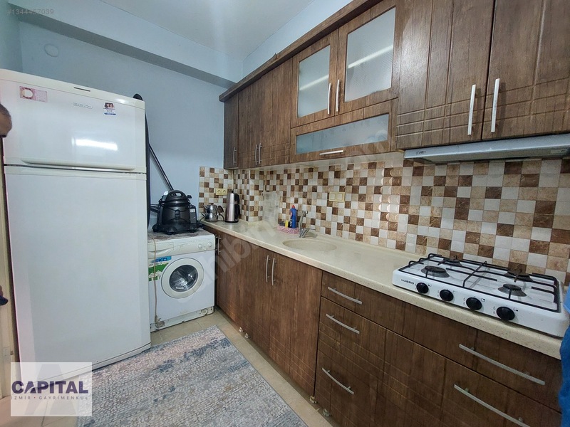 Adliye Yakını Zemin Katta Kiralık Eşyalı 1 + 0 Daire — fotoğraf 6