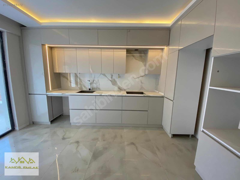Kandil Emlaktan Eğri Köprü Mah.3+1 Lüx Kiralık Daire — fotoğraf 4