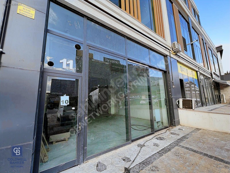 İst Yolu Atlantik Plus Satılık Yüksek Tavan 242m2 Ön Dükkan — fotoğraf 6
