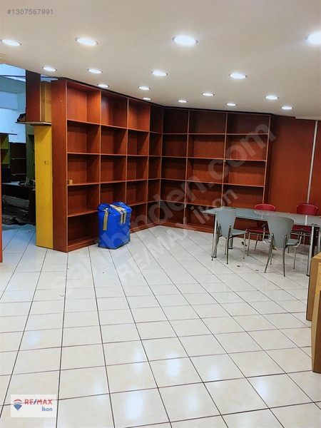Fatih Mahmutpaşa Uğurlu Han İş Hanında Satılık 200 M2 Dükkan — fotoğraf 3