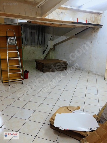 Fatih Mahmutpaşa Uğurlu Han İş Hanında Satılık 200 M2 Dükkan — fotoğraf 10
