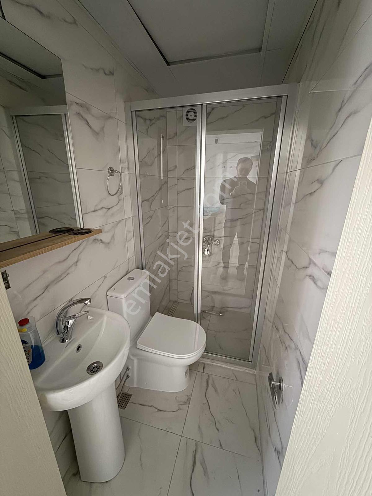 Kökoğlu Gayrimenkulden Şadırvanda Satılık 1+1 Daireler — fotoğraf 7