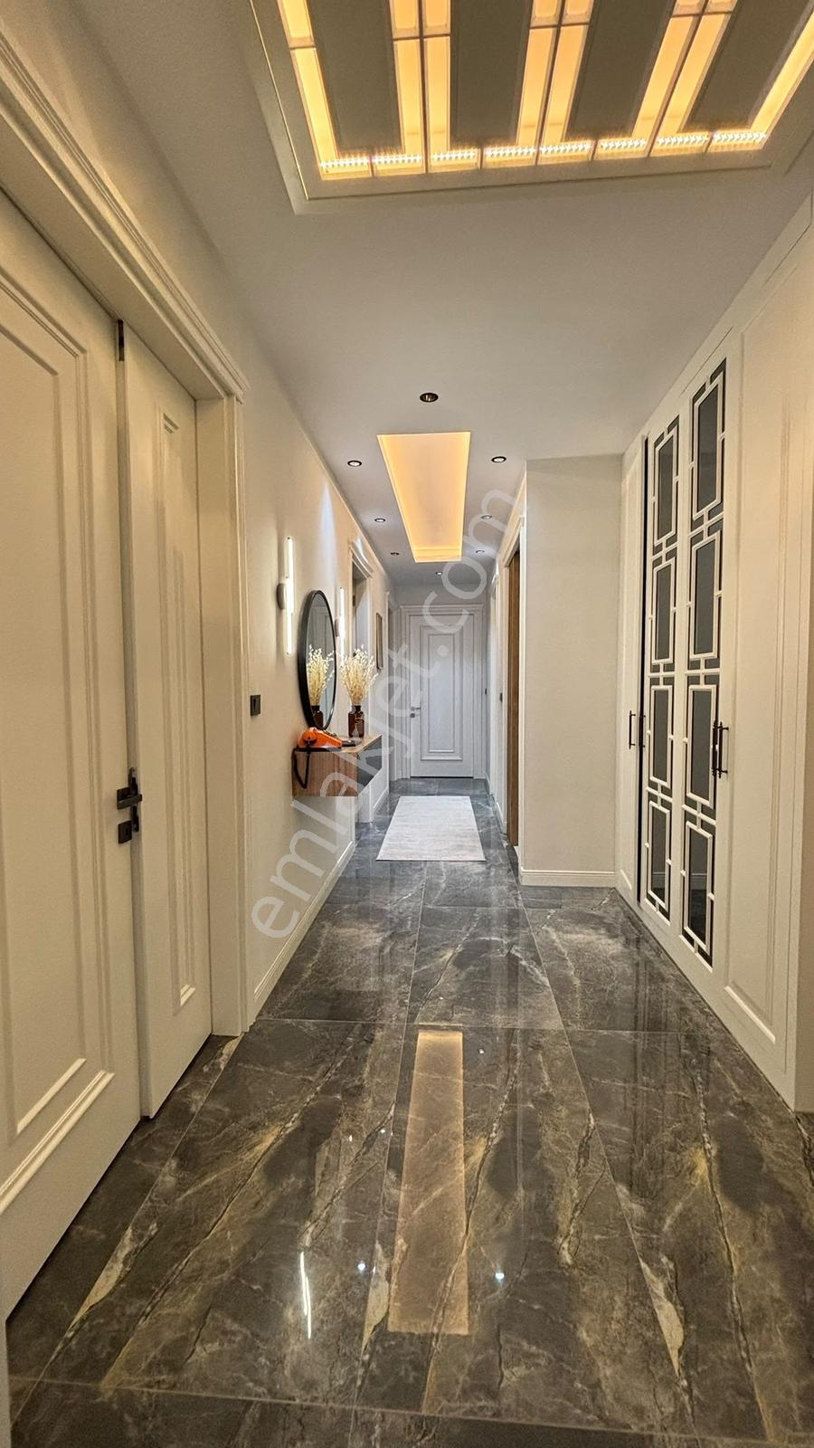 Demirler'den Yenişafak'da Giy. Odalı Cam Balkon 3+1satılık Daire — fotoğraf 7