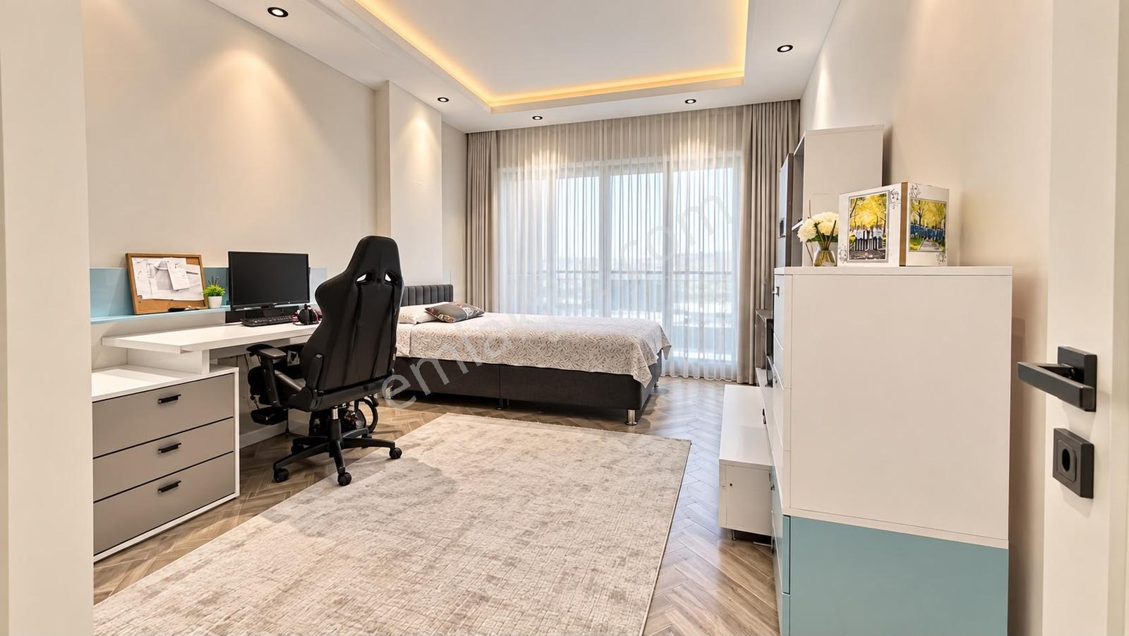 Demirler'den Yenişafak'da Giy. Odalı Cam Balkon 3+1satılık Daire — fotoğraf 15