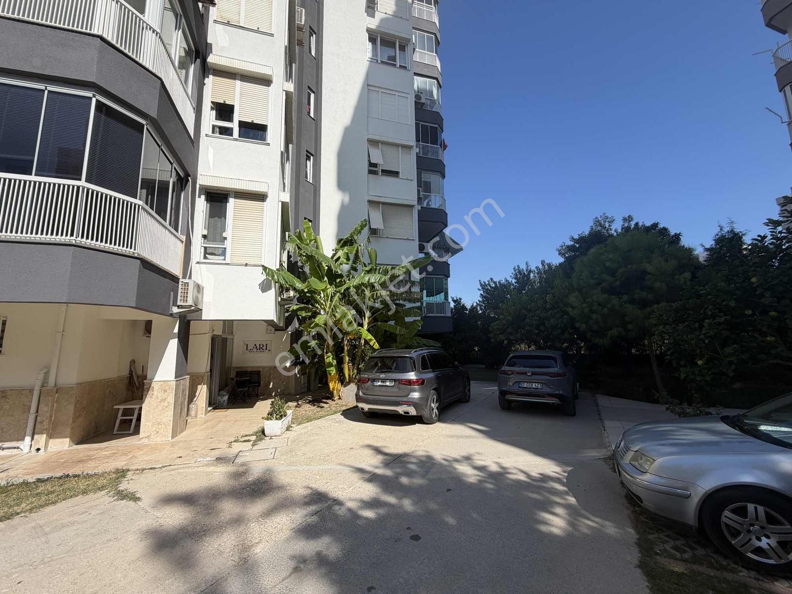 Fener Laura Avm Karşısında Site İçi Eşyalı Ofis & Konut — fotoğraf 2