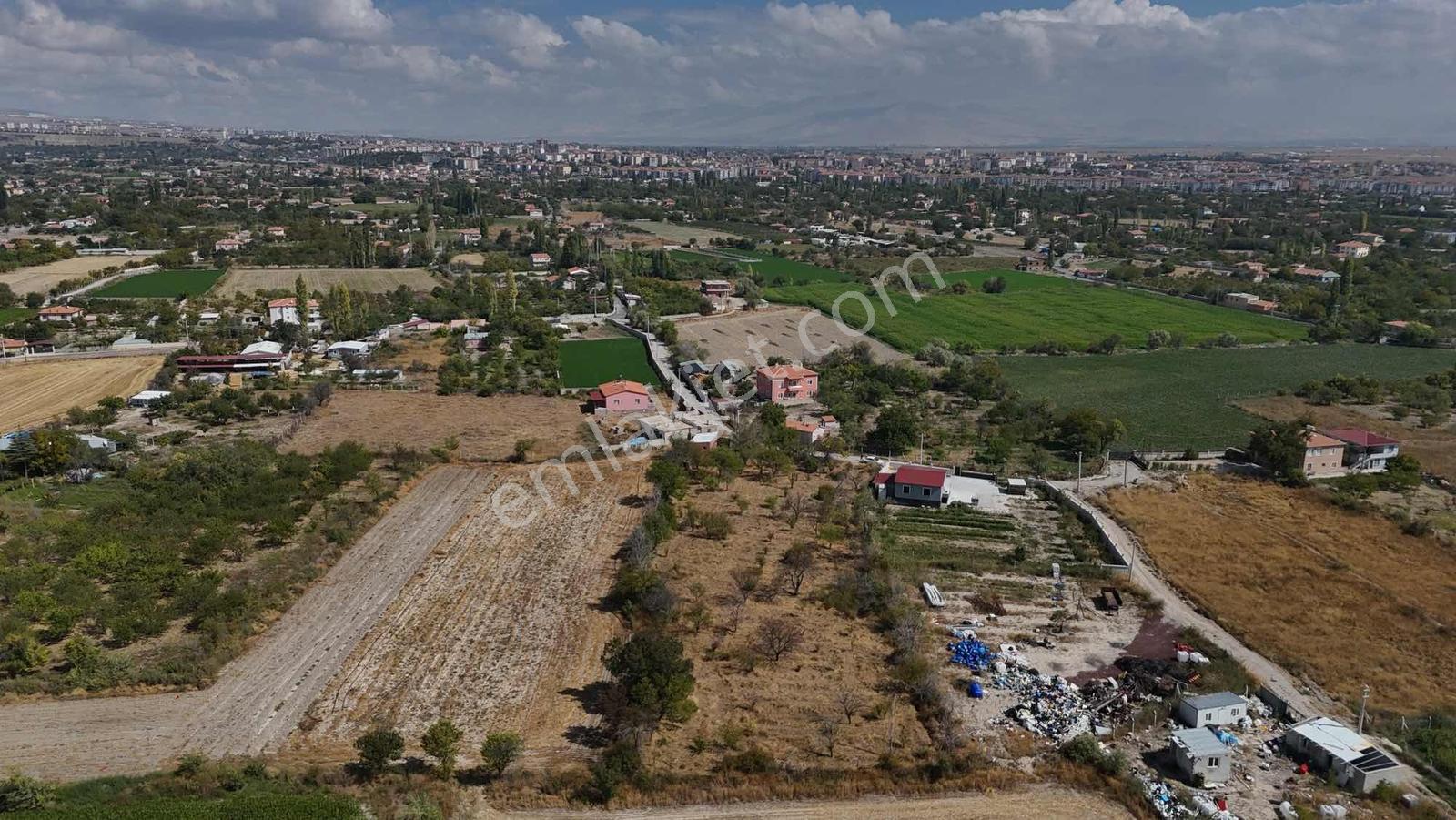Emin Emlak Bor Bağdüz Satılık 4.6 Dönüm Kerpiç Ev Elma Bahçesi — fotoğraf 20