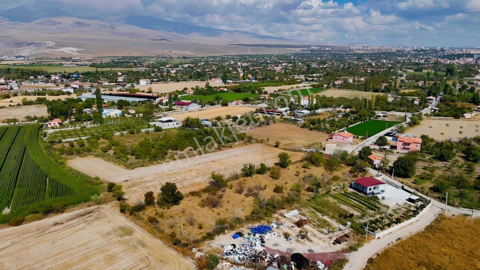Emin Emlak Bor Bağdüz Satılık 4.6 Dönüm Kerpiç Ev Elma Bahçesi — fotoğraf 27