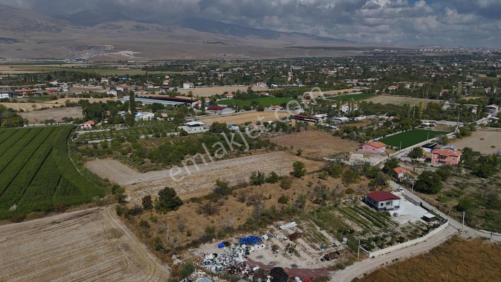 Emin Emlak Bor Bağdüz Satılık 4.6 Dönüm Kerpiç Ev Elma Bahçesi — fotoğraf 28