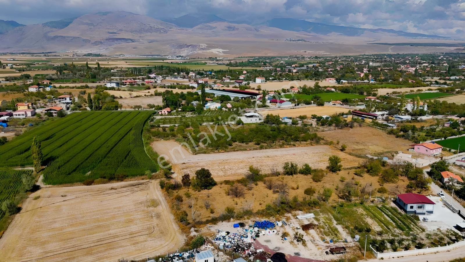 Emin Emlak Bor Bağdüz Satılık 4.6 Dönüm Kerpiç Ev Elma Bahçesi — fotoğraf 30