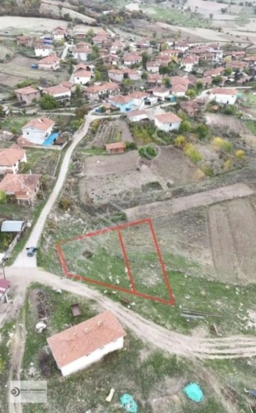 Sındırgı Mumcuköy Satılık Köşe İmarlı Arsa