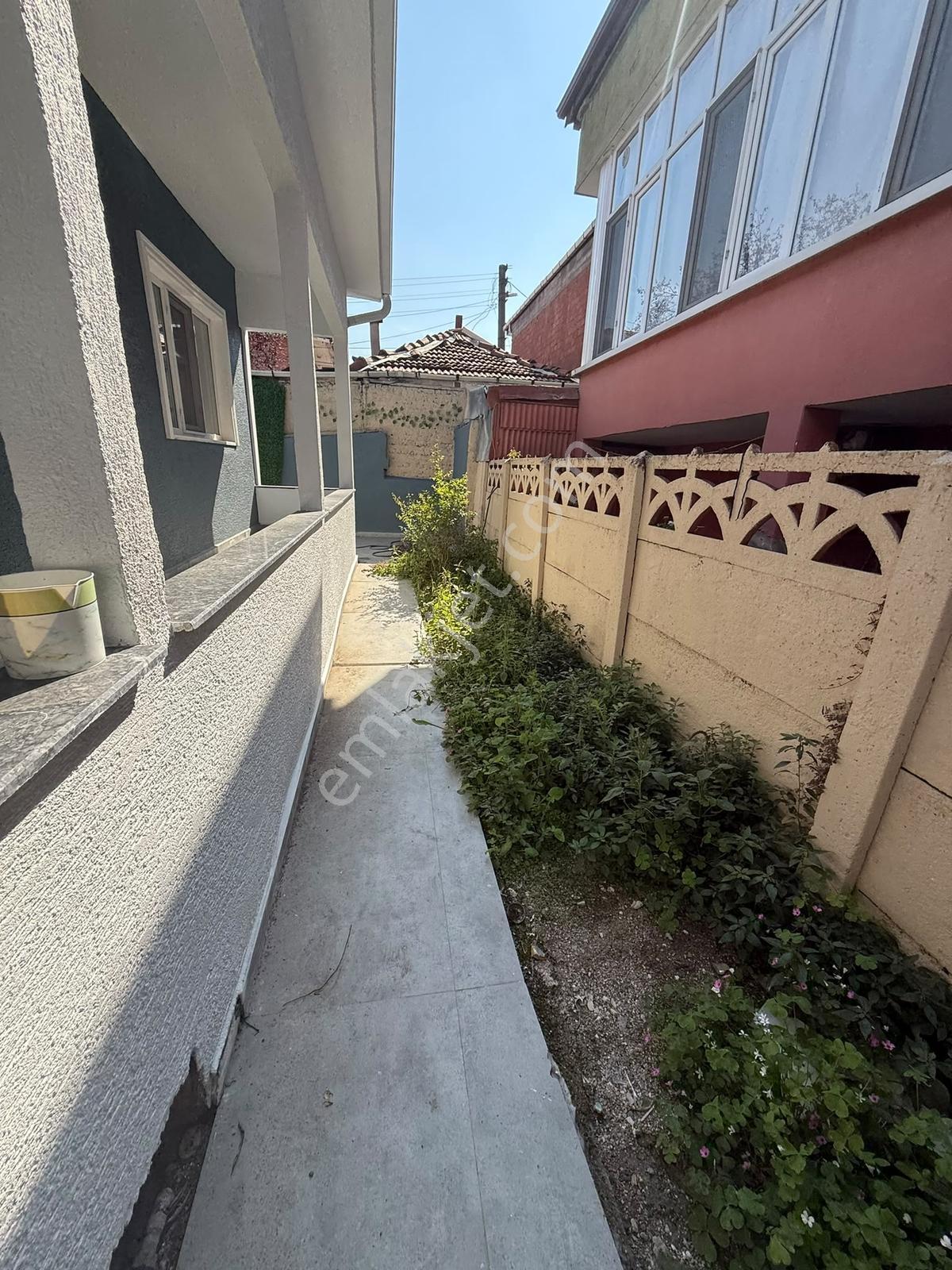 Adapazarı Yenigünde Bahçeli 2+1 Sıfır Müstakil Ev Arsası — fotoğraf 6
