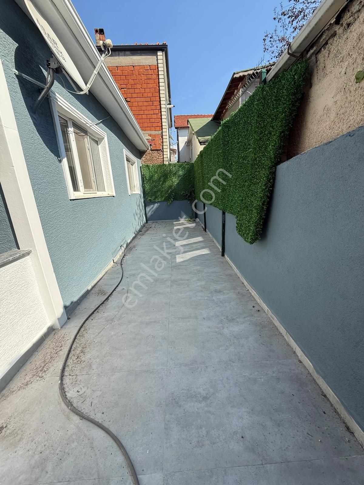 Adapazarı Yenigünde Bahçeli 2+1 Sıfır Müstakil Ev Arsası — fotoğraf 7