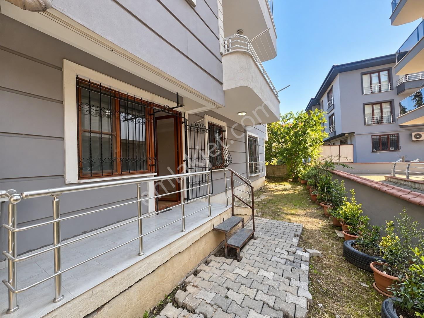 Kw Metsa'Dan Cedidiye Mah. Bahçe Kullanımlı 3+1 Satılık Daire