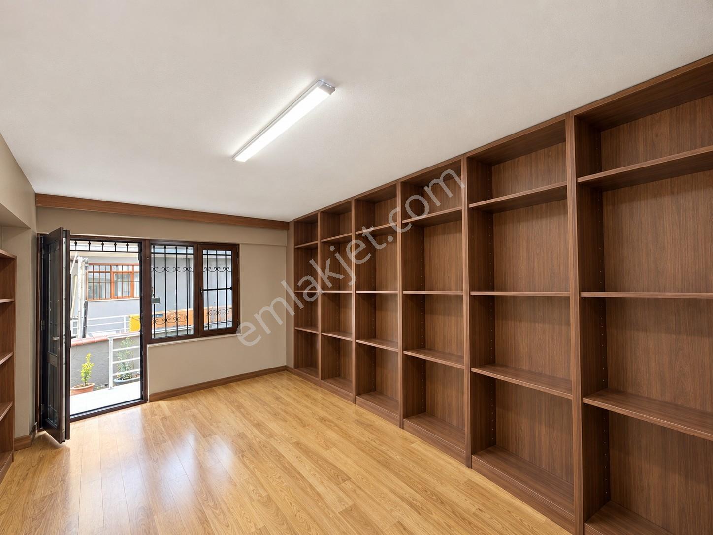 Kw Metsa'dan Cedidiye Mah. Bahçe Kullanımlı 3+1 Satılık Daire — fotoğraf 5