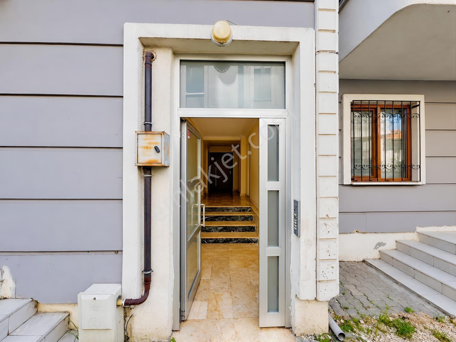 Kw Metsa'dan Cedidiye Mah. Bahçe Kullanımlı 3+1 Satılık Daire — fotoğraf 30