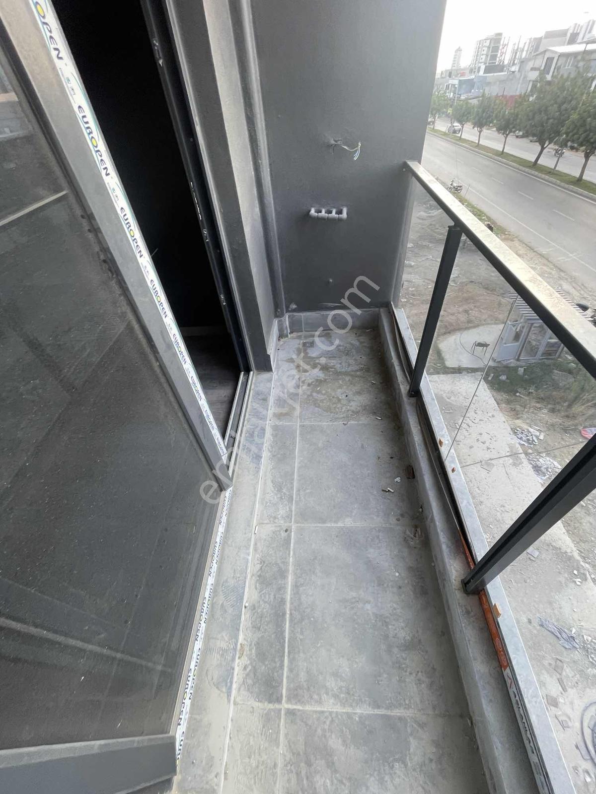 Erguvan Bulvarı Uzerı Azkatlı Yenı Bınada Lux Balkonlu — fotoğraf 21