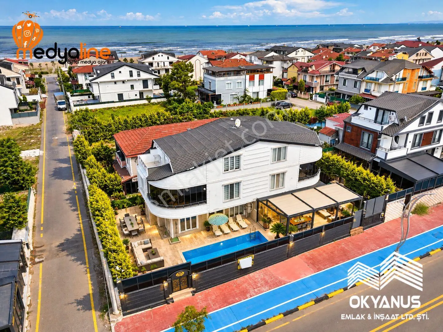 Nakit Alana Özel Büyük Pazarlık! Kocaali Merkezde Lüks Villa — fotoğraf 2