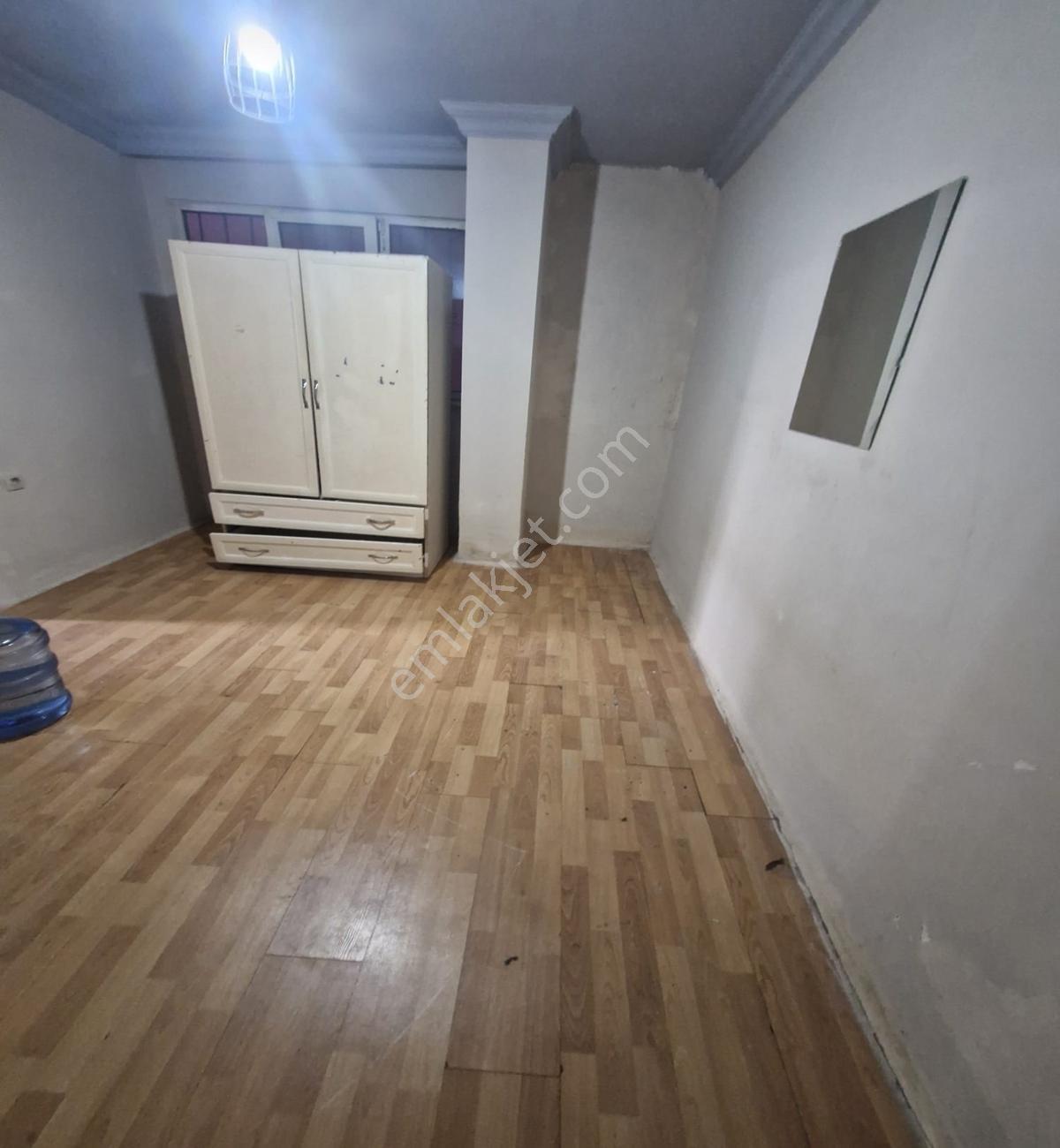 Merkez Gayrimenkulden Cihangirde 1+1 Avcıların En Kelepiri — fotoğraf 3
