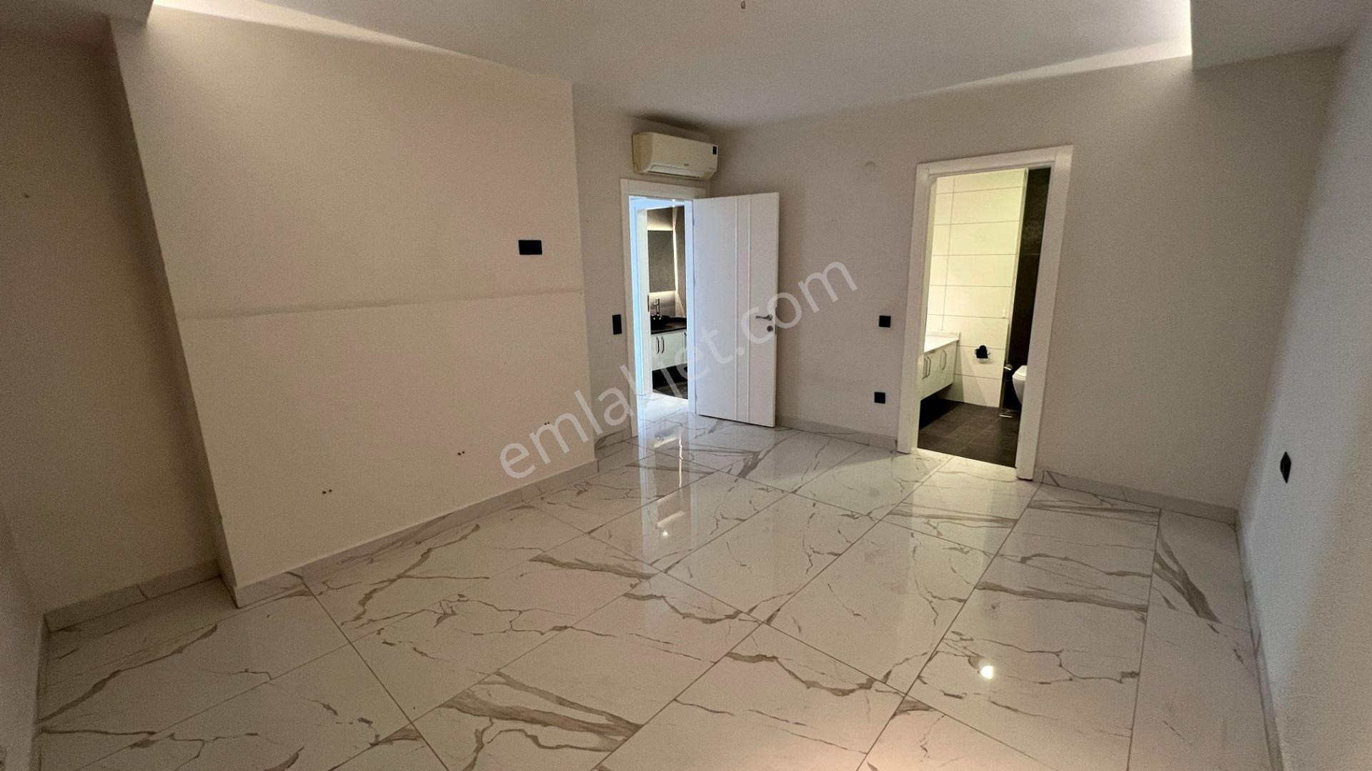 Alanya Kestel’de Denize Sıfır Deniz Manzaralı Beyaz Eşyalı 2+1 Satılık Daire — fotoğraf 8