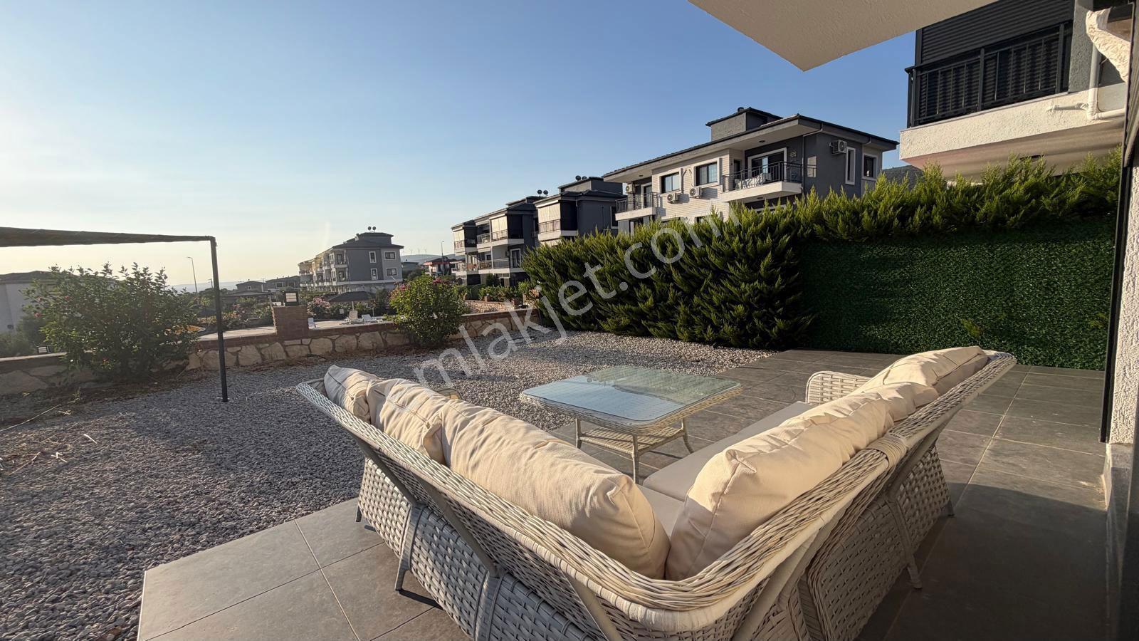 Deniz Ve Ormanın İçinde | Geniş Bahçeli | Havuzlu Site İçi 2+1 — fotoğraf 14