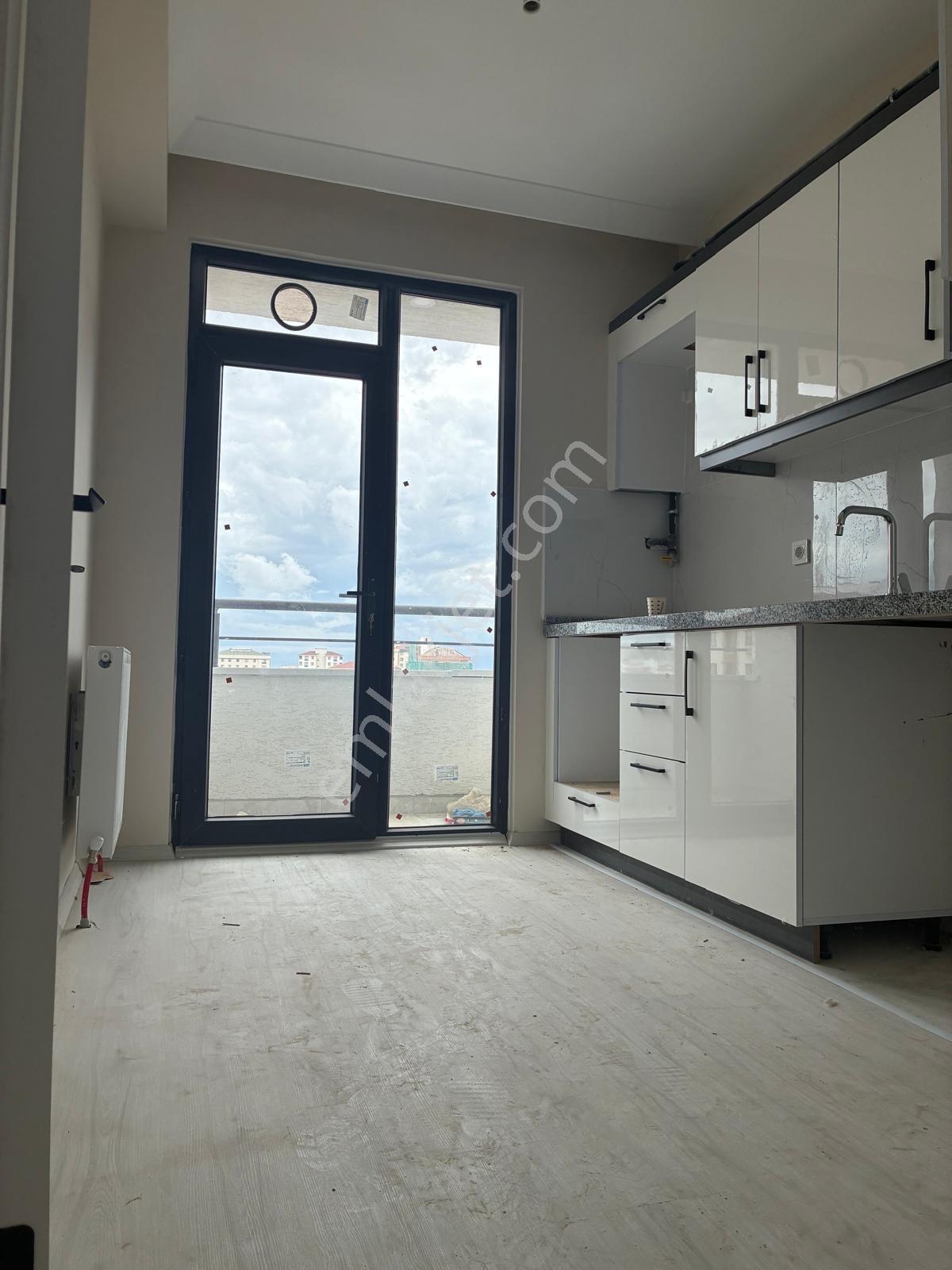 İstanbul Pendik De Fırsat Satılık 2+1 Arakat Daire