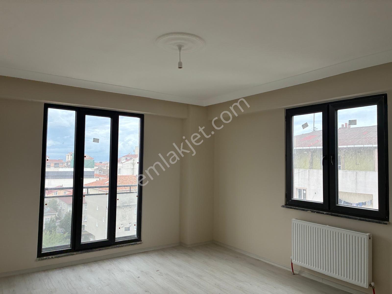 İstanbul Pendik De Fırsat Satılık 2+1 Arakat Daire — fotoğraf 4