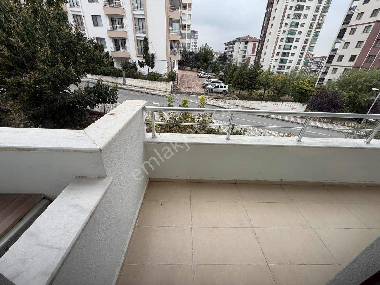 Yusuf Karadağlıdan Tecdede Acil Satılık Site İçi 3+1 — fotoğraf 3